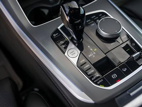 Used 2023 BMW X5 xDrive45e w/ M Sport Package image 22