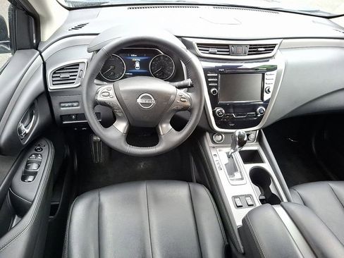 Used 2024 Nissan Murano SV image 12