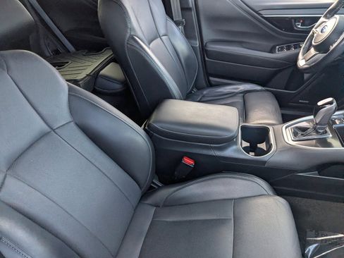 Used 2021 Subaru Outback Limited image 10