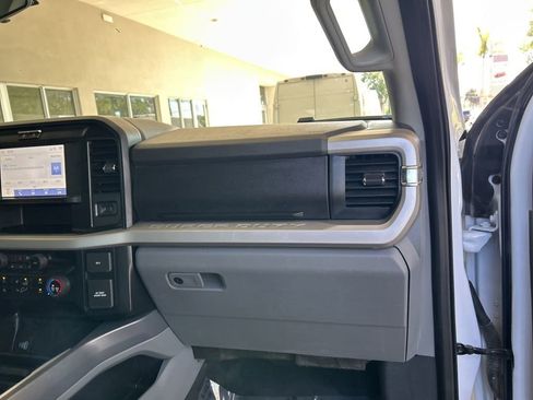 Used 2025 Ford F250 XLT w/ FX4 Off-Road Package AWD/4WD image 29