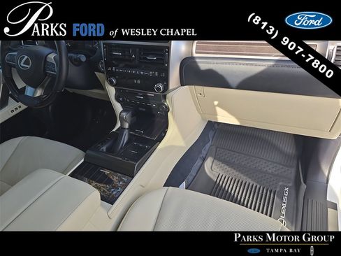 Used 2023 Lexus GX 460 Premium image 10