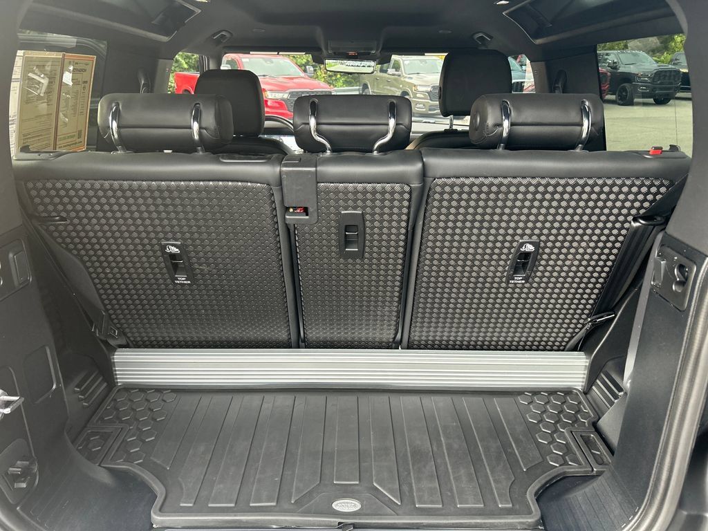 Used 2022 Land Rover Defender 90 S AWD/4WD image 15