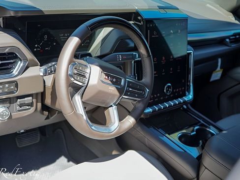 New 2026 GMC Yukon Elevation w/ Elevation Premium Package image 9