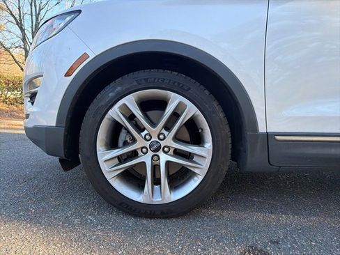 Used 2019 Lincoln MKC Reserve w/ MKC Climate Package image 9