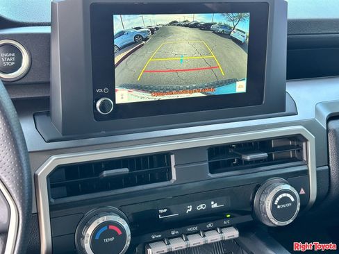 Certified 2026 Toyota 4Runner SR5 AWD/4WD image 28