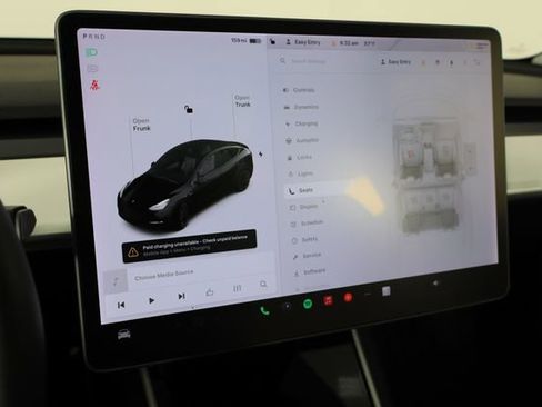 Used 2021 Tesla Model Y Long Range image 29