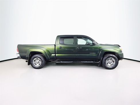 Used 2013 Toyota Tacoma 4x4 Double Cab w/ SR5 Pkg image 8
