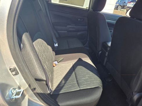 Used 2026 Mitsubishi Outlander Sport ES AWD/4WD image 5