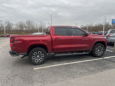 Used 2024 Chevrolet Colorado Z71 w/ Z71 Convenience Package 2 image 8