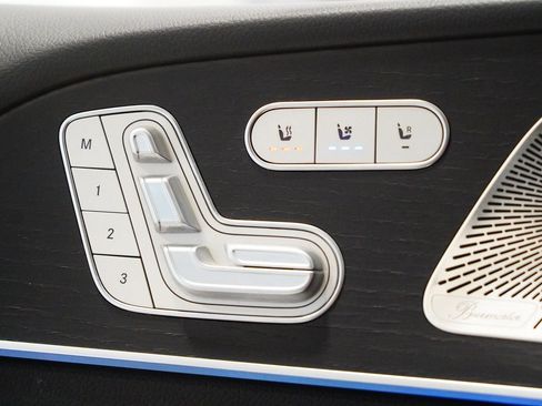 Certified 2024 Mercedes-Benz GLS 450 4MATIC image 28