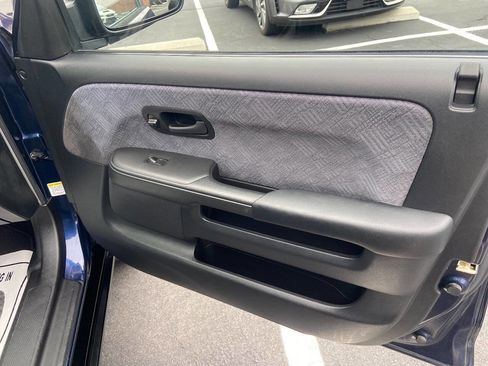 Used 2006 Honda CR-V EX image 10