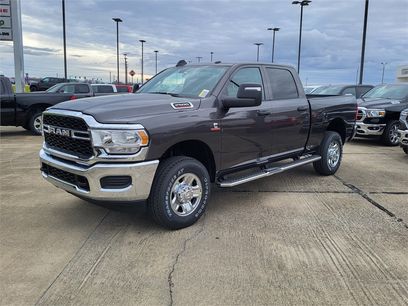 New 2024 RAM 2500 Tradesman w/ Chrome Appearance Group