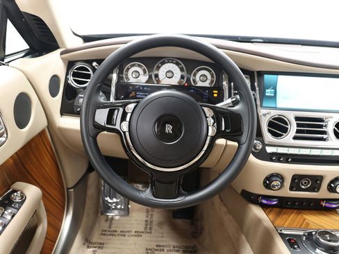 Used 2014 Rolls-Royce Wraith RWD image 40