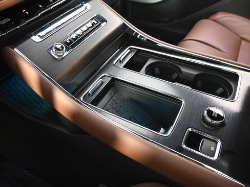 New 2026 Lincoln Aviator Reserve image 32