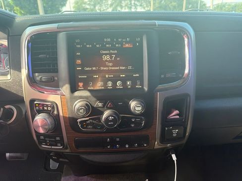 Used 2017 RAM 1500 Laramie AWD/4WD image 15