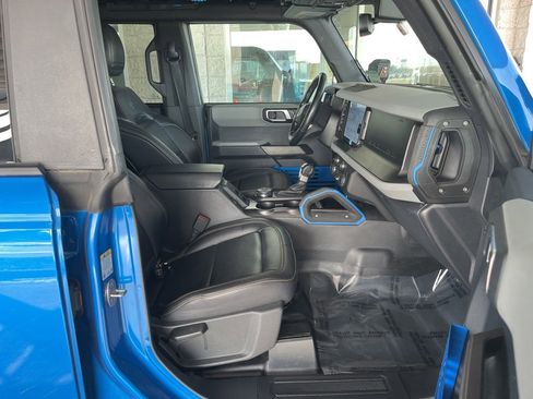 Used 2021 Ford Bronco Badlands image 19