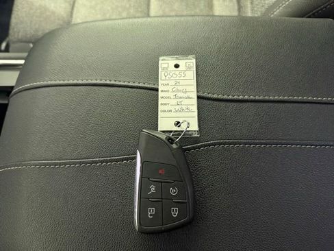 Certified 2024 Chevrolet Traverse LT FWD image 23
