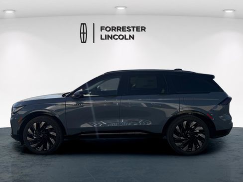 New 2026 Lincoln Nautilus Reserve w/ Jet Appearance Package AWD/4WD image 6
