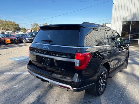 Used 2024 Ford Expedition XLT image 9