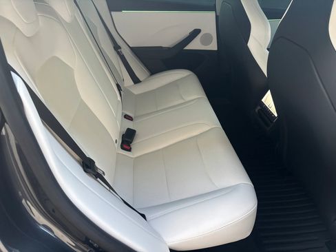 Used 2025 Tesla Model 3 Performance AWD/4WD image 13