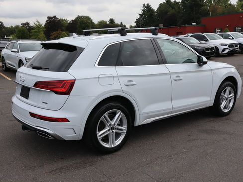 Used 2022 Audi Q5 e Premium Plus w/ Premium Plus Package image 5