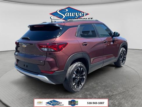 Used 2023 Chevrolet TrailBlazer LT w/ Convenience Package AWD/4WD image 5
