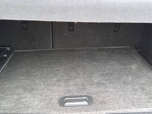 Used 2024 Chevrolet Trax RS w/ Sunroof Package FWD image 6