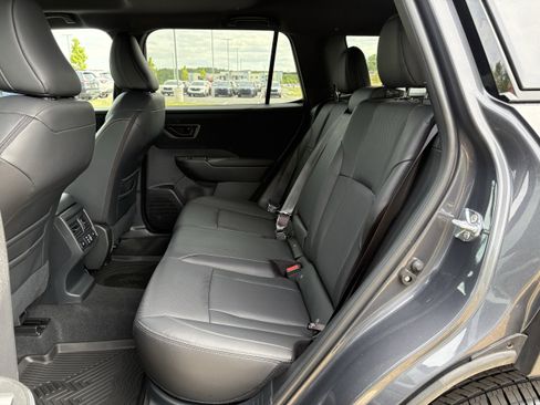 Used 2026 Subaru Outback Limited XT w/ Premium/Limited Plus Package AWD/4WD image 32