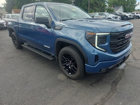 Used 2024 GMC Sierra 1500 Elevation AWD/4WD image 4