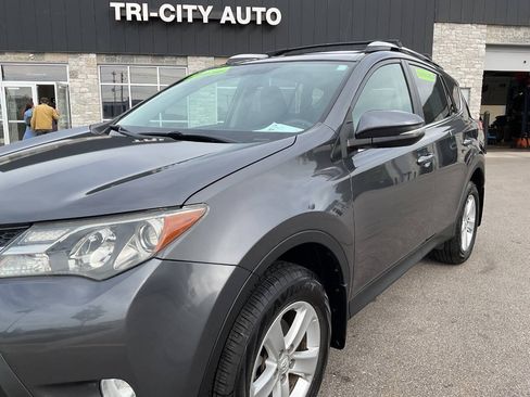 Used 2014 Toyota RAV4 XLE AWD/4WD image 2
