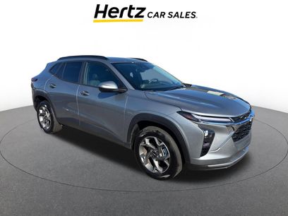 Used 2025 Chevrolet Trax LT