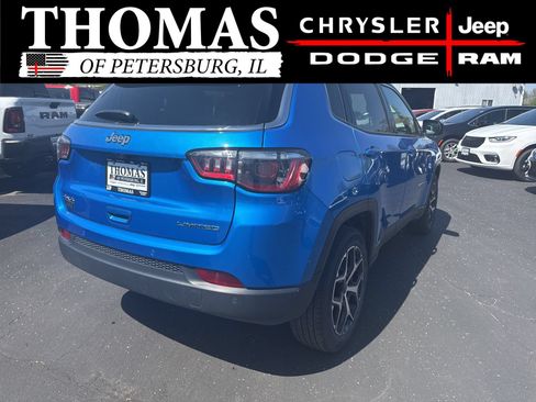 Used 2025 Jeep Compass Limited AWD/4WD image 6