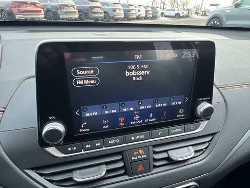 Used 2022 Nissan Altima 2.5 SR image 16