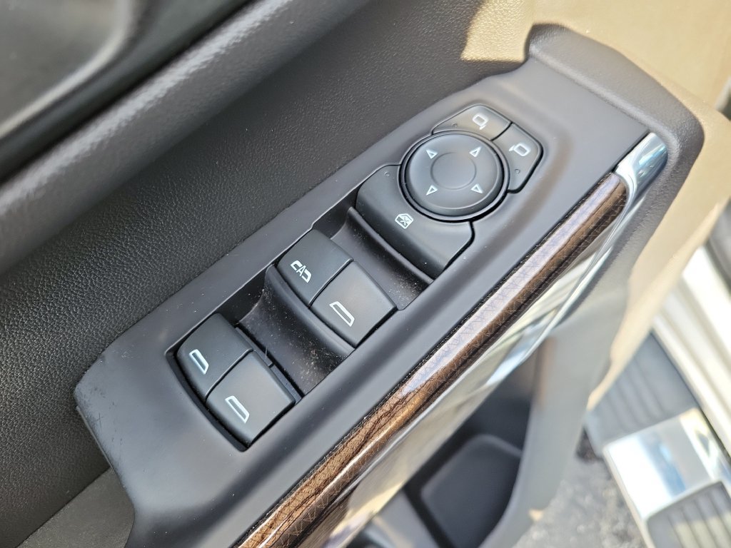 Used 2020 Chevrolet Silverado 1500 RST w/ All-Star Edition RWD image 21