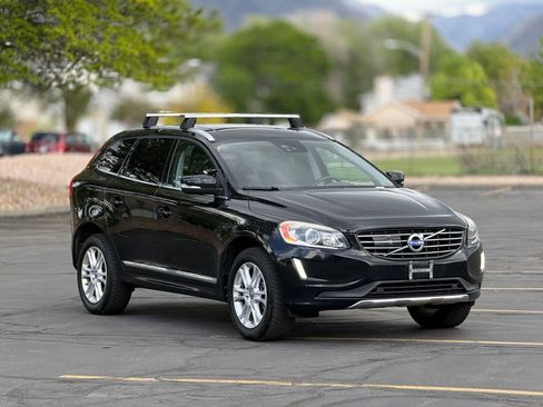 Used 2015 Volvo XC60 T5 Platinum image 3