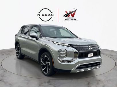 Used 2024 Mitsubishi Outlander SE