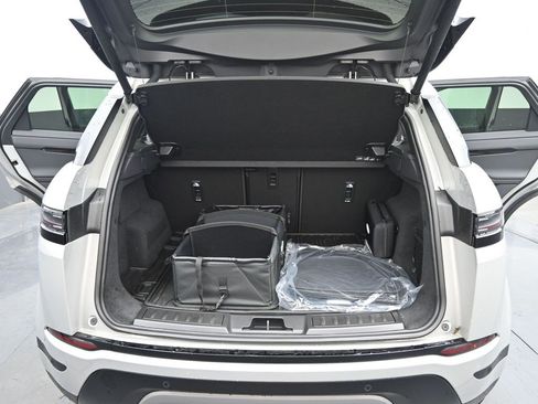 New 2026 Land Rover Range Rover Evoque S image 14