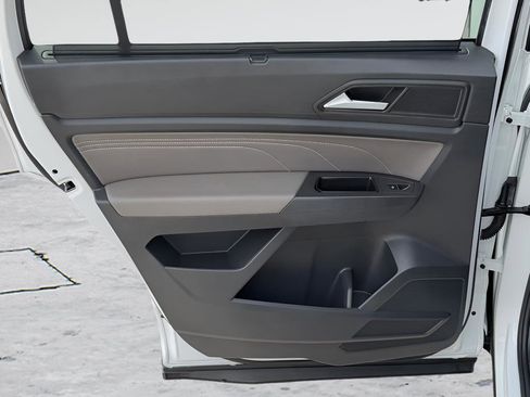 Used 2023 Volkswagen Atlas SE FWD image 19