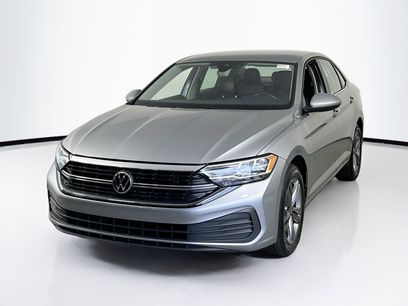 Used 2022 Volkswagen Jetta SE