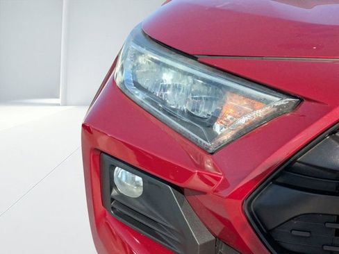 Used 2019 Toyota RAV4 Adventure AWD/4WD image 9