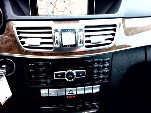 Used 2015 Mercedes-Benz E 350 4MATIC Sedan image 14