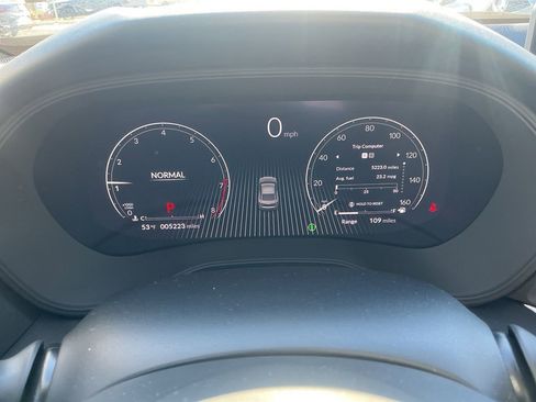 Certified 2025 Acura TLX w/ Technology Package image 13