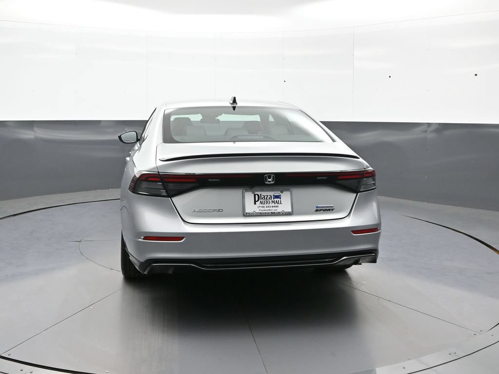 Used 2024 Honda Accord Sport image 7
