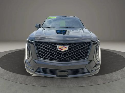 Used 2026 Cadillac Escalade Sport w/ Touring Package AWD/4WD image 2