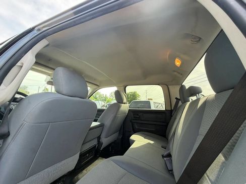 Used 2018 RAM 2500 Tradesman w/ Chrome Appearance Group AWD/4WD image 18