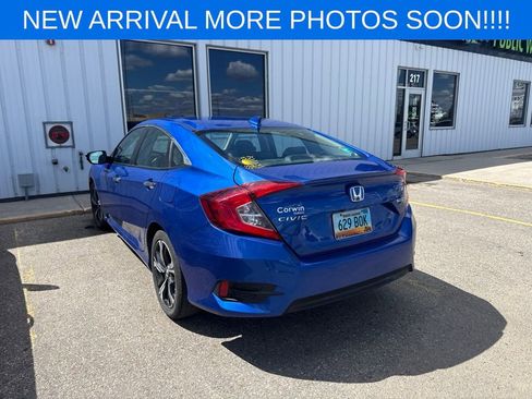Used 2016 Honda Civic Touring image 8