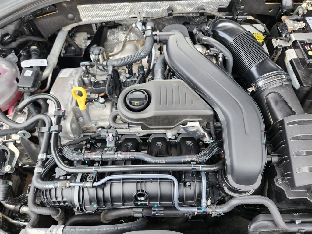 Used 2025 Volkswagen Jetta Sport FWD image 20
