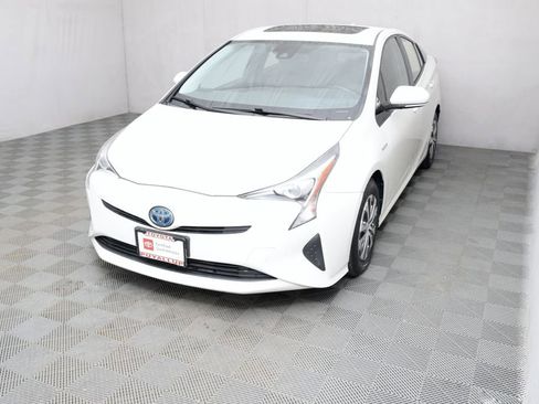Certified 2016 Toyota Prius Four w/ Advanced Technology Package FWD image 1
