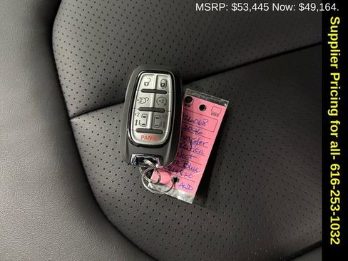 New 2026 Chrysler Pacifica Select image 29