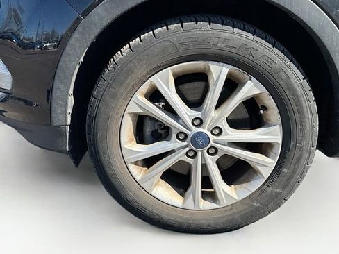 Used 2019 Ford Escape SE image 13